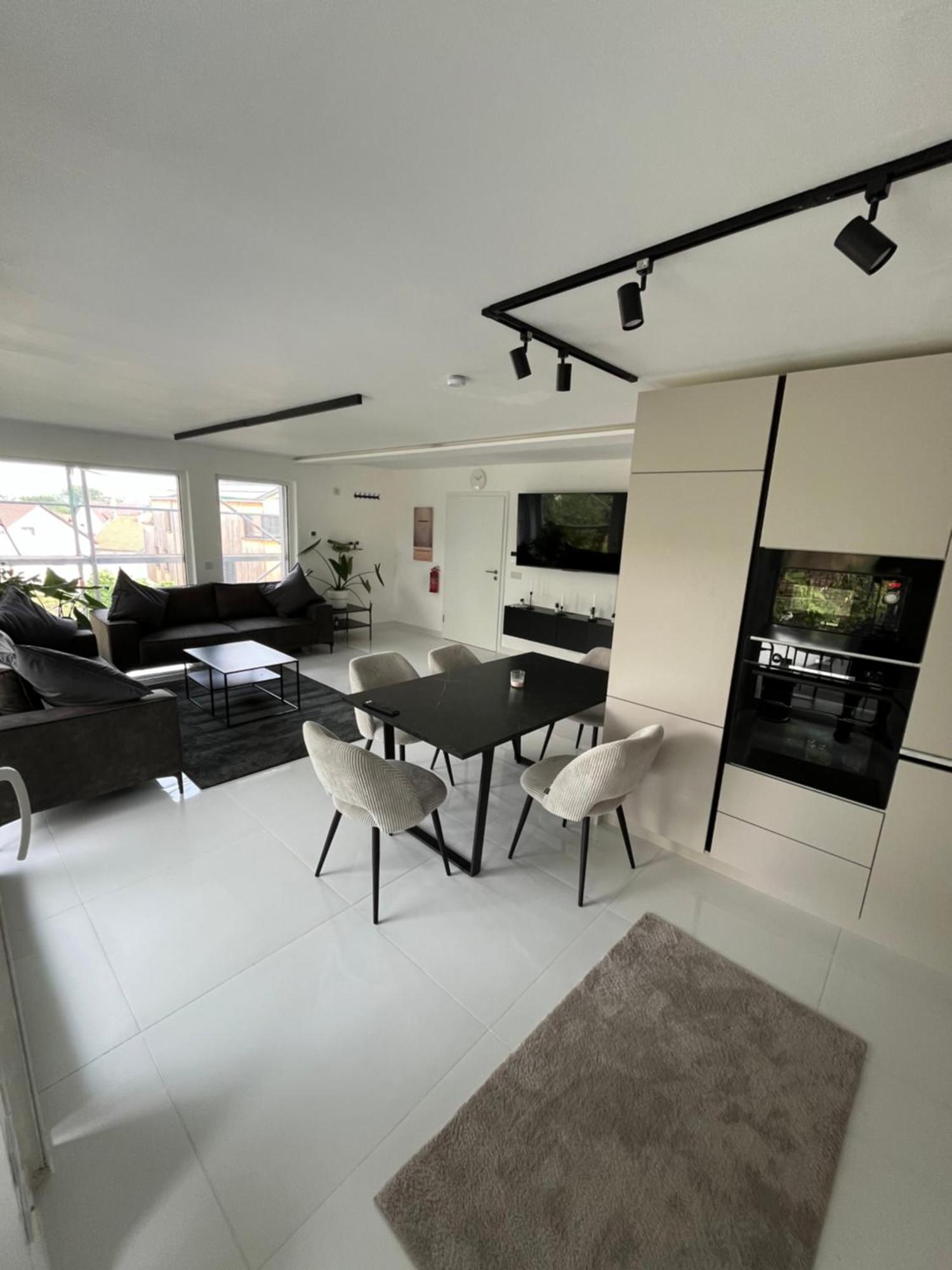 2 Moderne Wohnung Nahe Museum Sinsheim Buitenkant foto